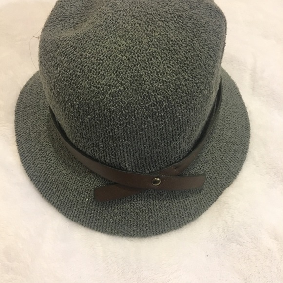 Hat - Picture 4 of 5